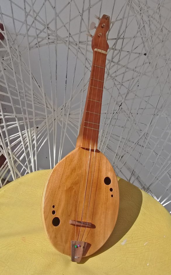 String Calabash Cutting and Cleaning a Calabash Gourd | The Survival Gardener